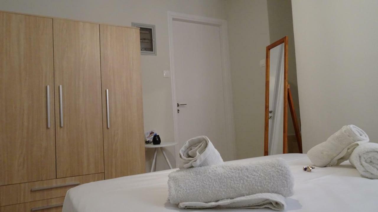 Elegant And Comfortable Apartment In The City Center Hermópolis Exterior foto